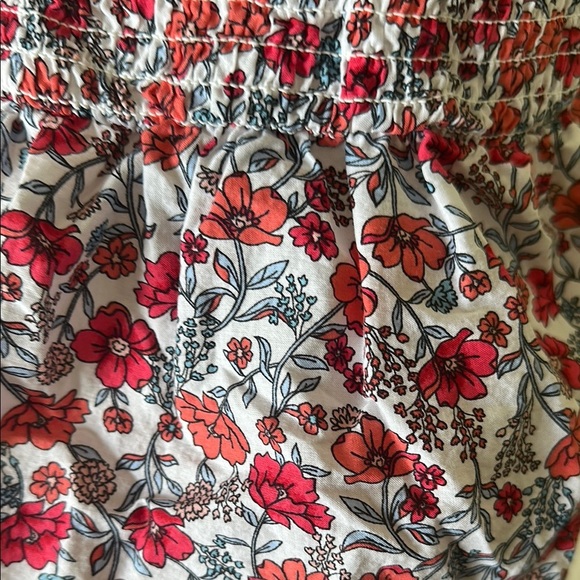 No Boundaries- Floral Red and White Women's Top - Picture 4 of 7